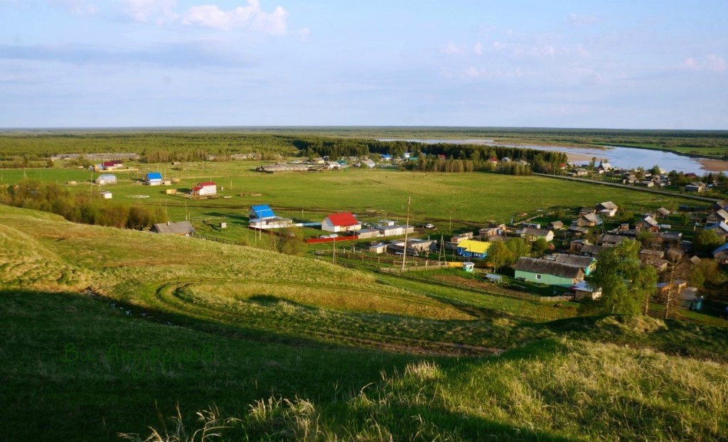 Села коми. Ижемский район село Краснобор. Коми Ижемский район с Краснобор. Диюр Ижемский район Республика Коми. Деревня Диюр Ижемский район.